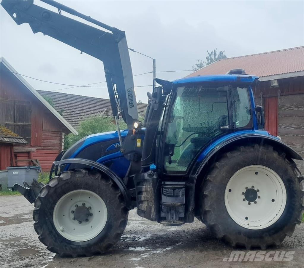 Valtra N134 Traktorit