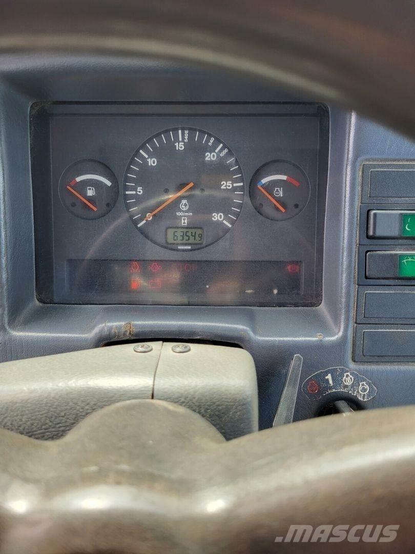 Valtra Valmet 900 Traktorit