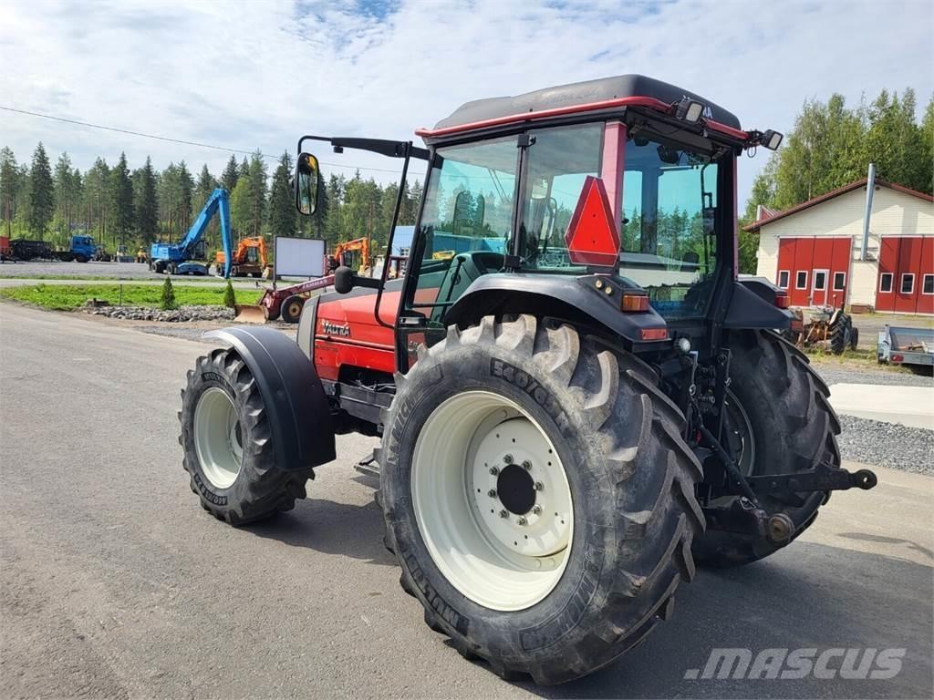 Valtra Valmet A95 Traktorit