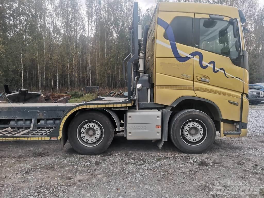 Volvo 750 Autonkuljetusautot