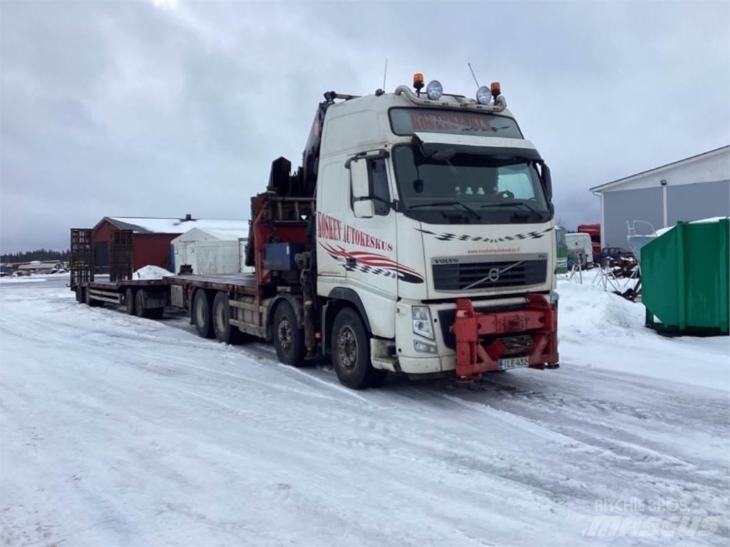 Volvo 8x4 Nosturiautot