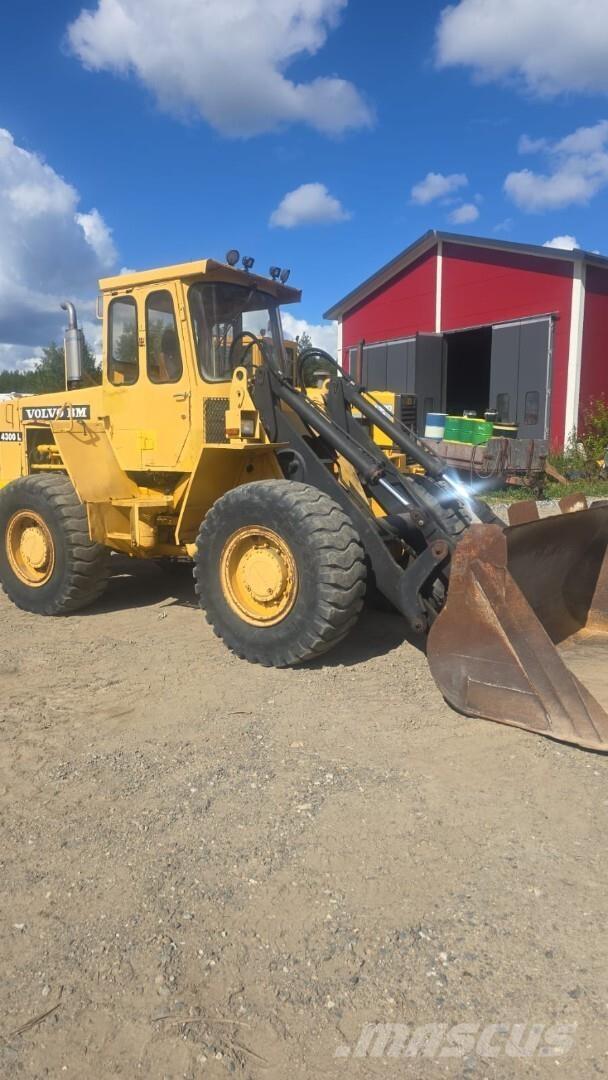 Volvo BM 4300 Pyöräkuormaajat
