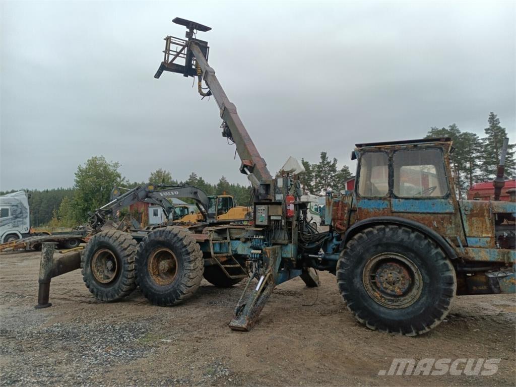 Volvo BM DR 860 Henkilönostimet ja nostolaitteet