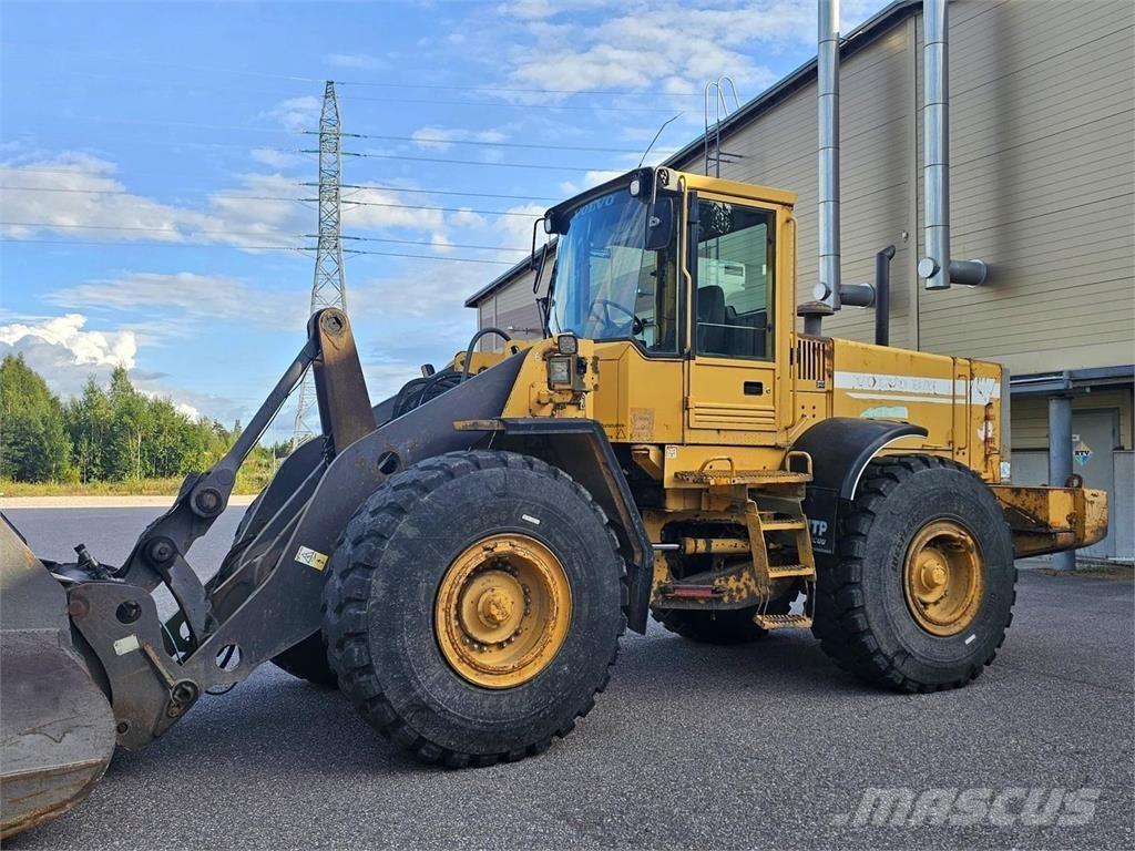 Volvo BM L120C Pyöräkuormaajat