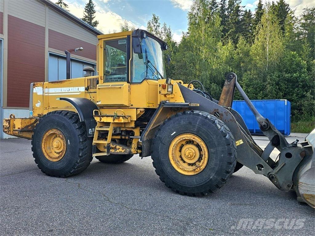 Volvo BM L120C Pyöräkuormaajat