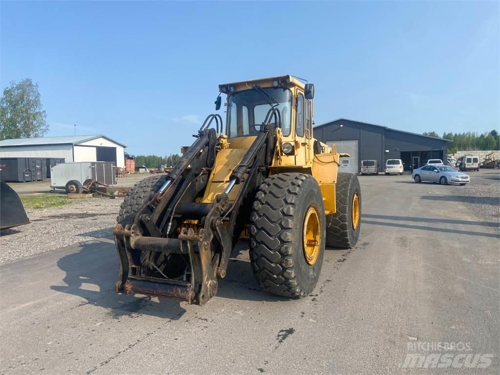 Volvo BM L90 Pyöräkuormaajat