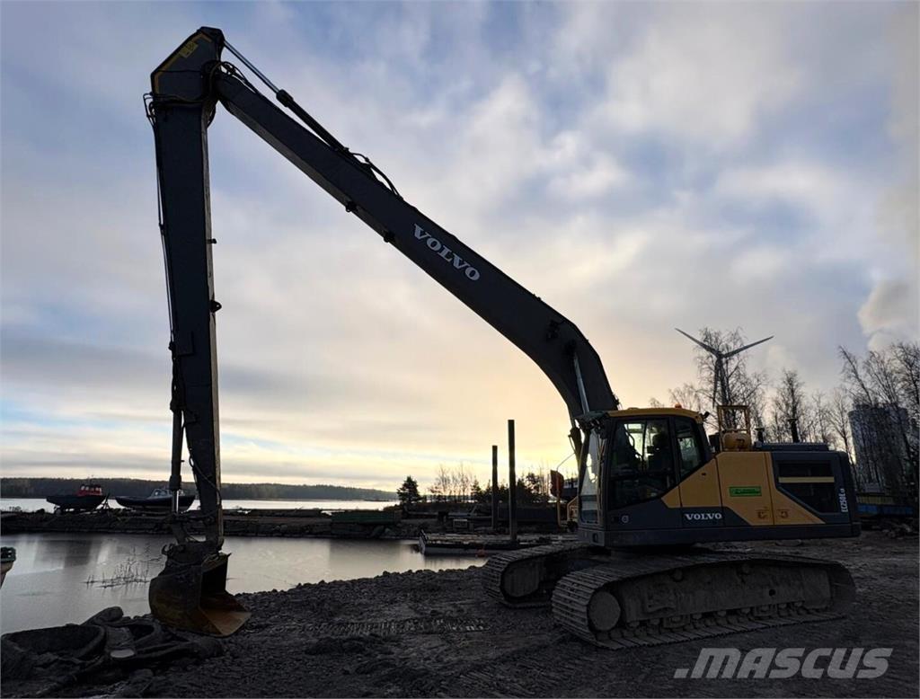 Volvo EC 250 ELR Pitkävartiset kaivinkoneet