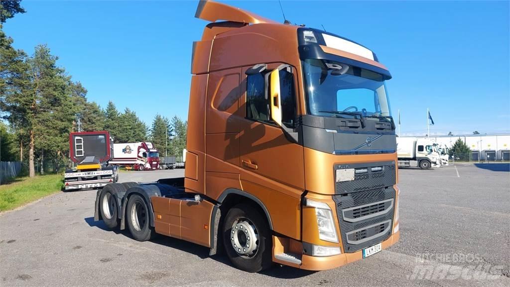 Volvo FH 460 6x2 Vetopöytäautot