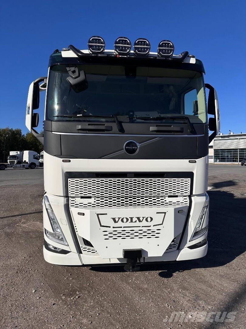 Volvo FH13 8x4 Nosturiautot