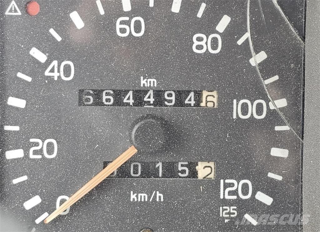 Volvo FH16 8x4 Vetopöytäautot