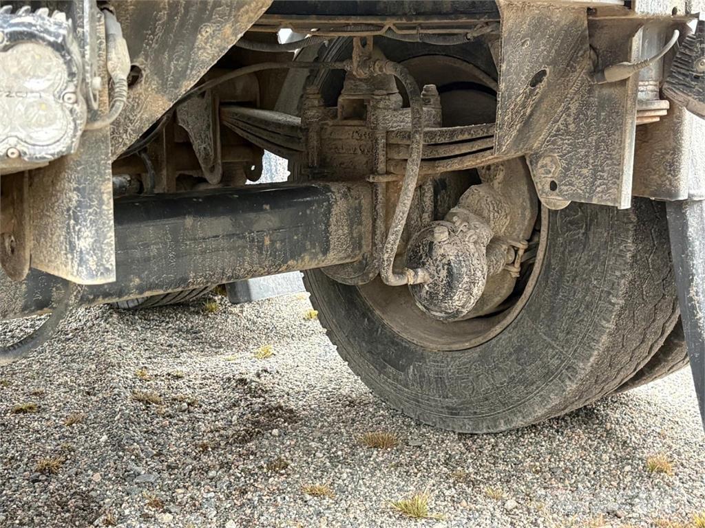 Volvo FH540 Tienhoitoautot