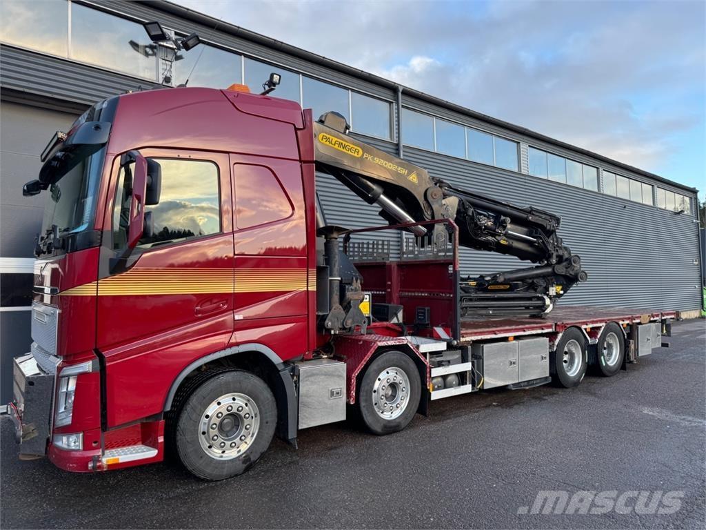 Volvo FH540 8X4 Nosturiautot