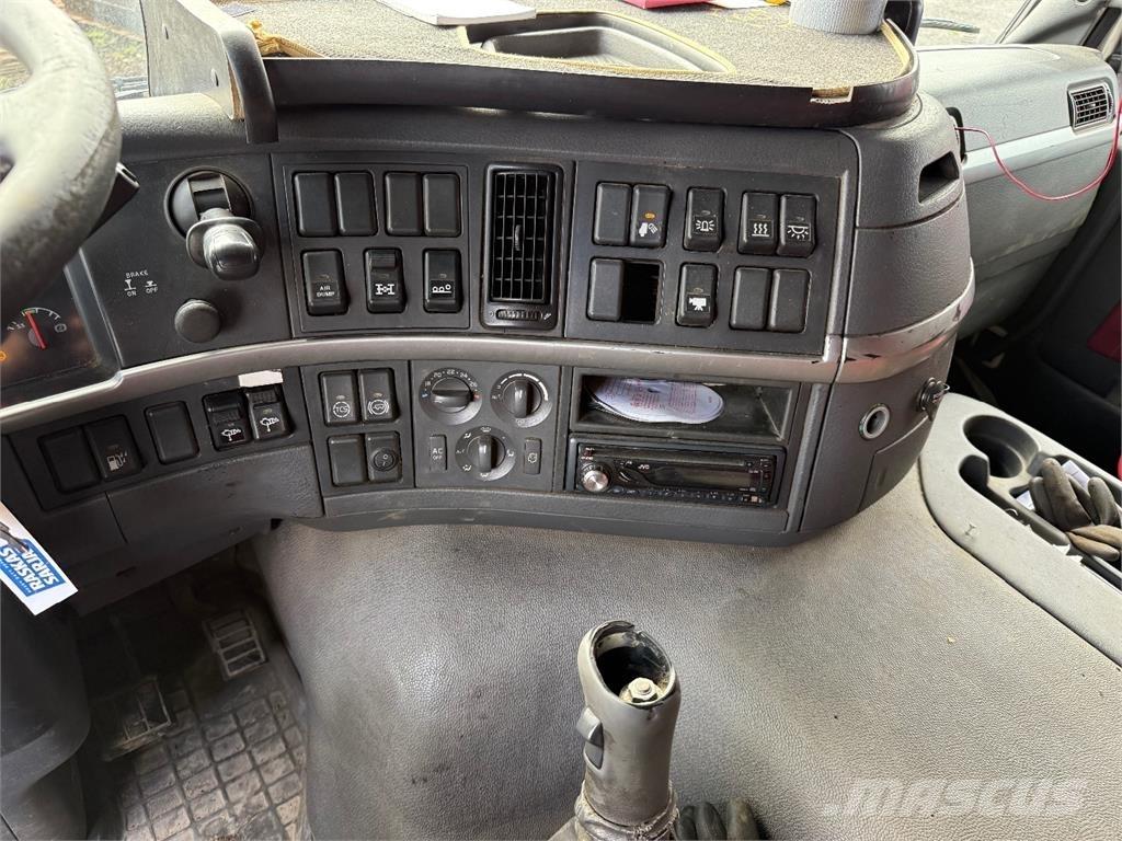 Volvo FM 12 8x4 Koukkulava kuorma-autot