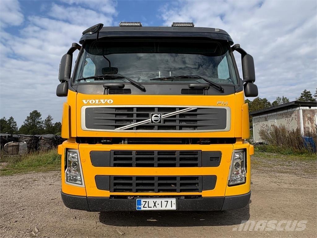 Volvo FM 480 10x4 Metsäkoneritilät