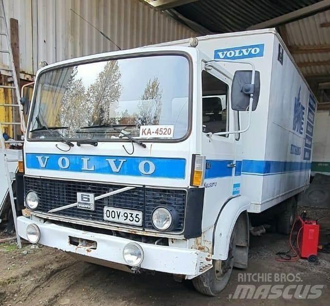 Volvo huoltoauto Umpikorikuorma-autot