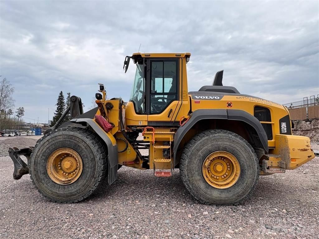 Volvo L 120 H Pyöräkuormaajat