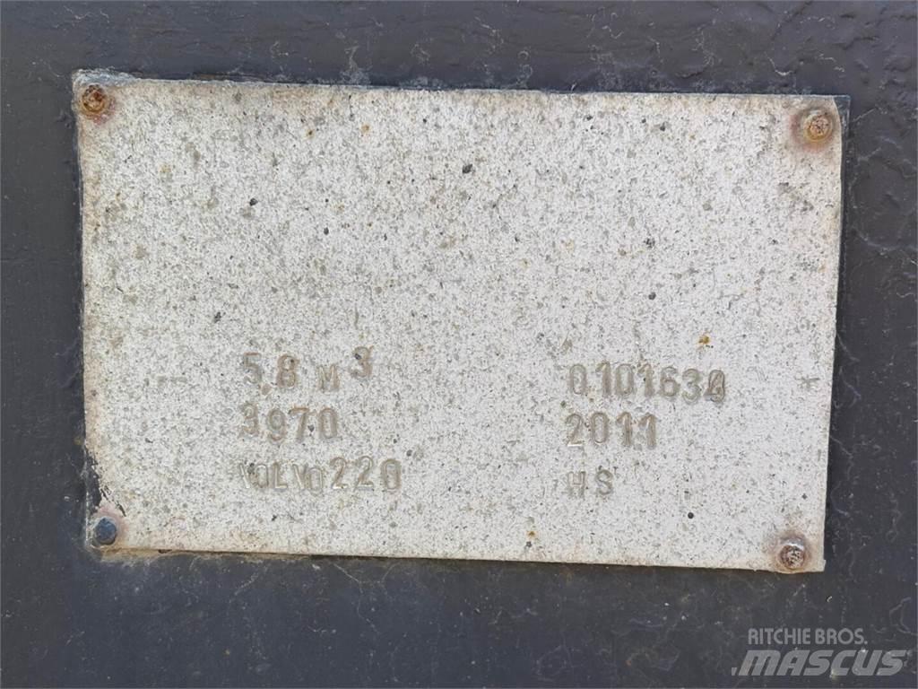 Volvo L 220 F Pyöräkuormaajat