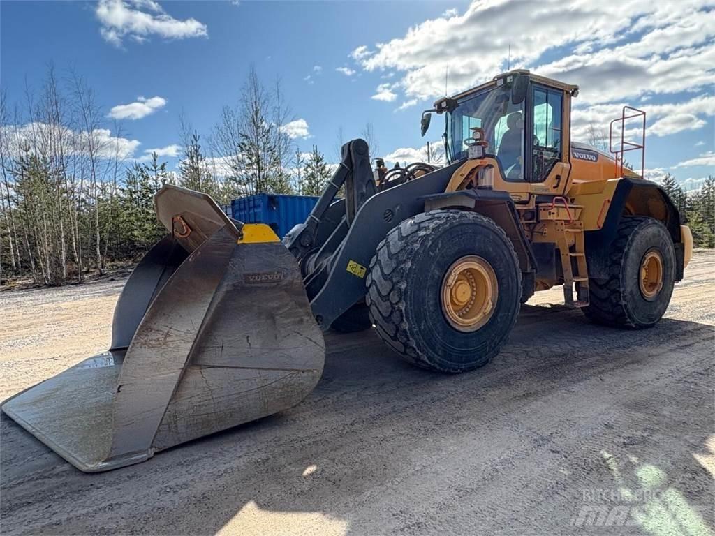 Volvo L 220 H Pyöräkuormaajat