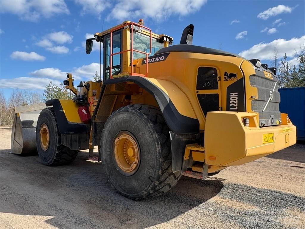 Volvo L 220 H Pyöräkuormaajat