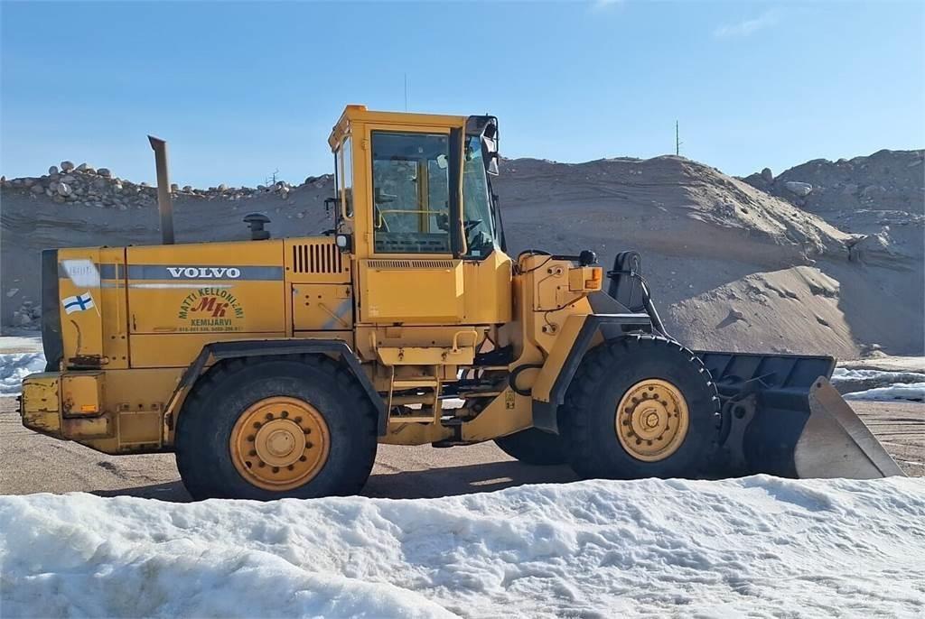 Volvo L 90 C Pyöräkuormaajat