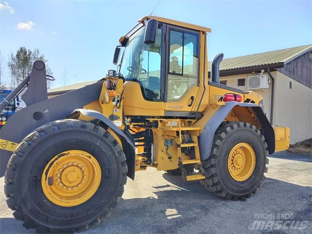 Volvo L 90 F Pyöräkuormaajat