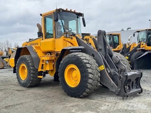 Volvo L120E Pyöräkuormaajat
