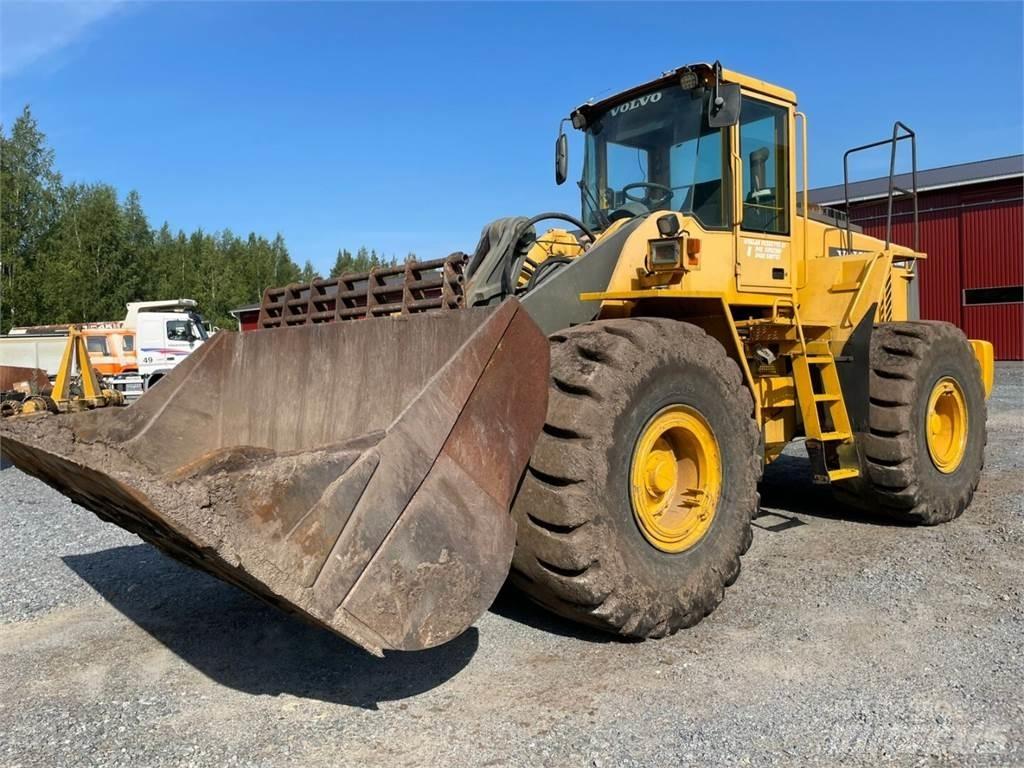 Volvo L180D Pyöräkuormaajat