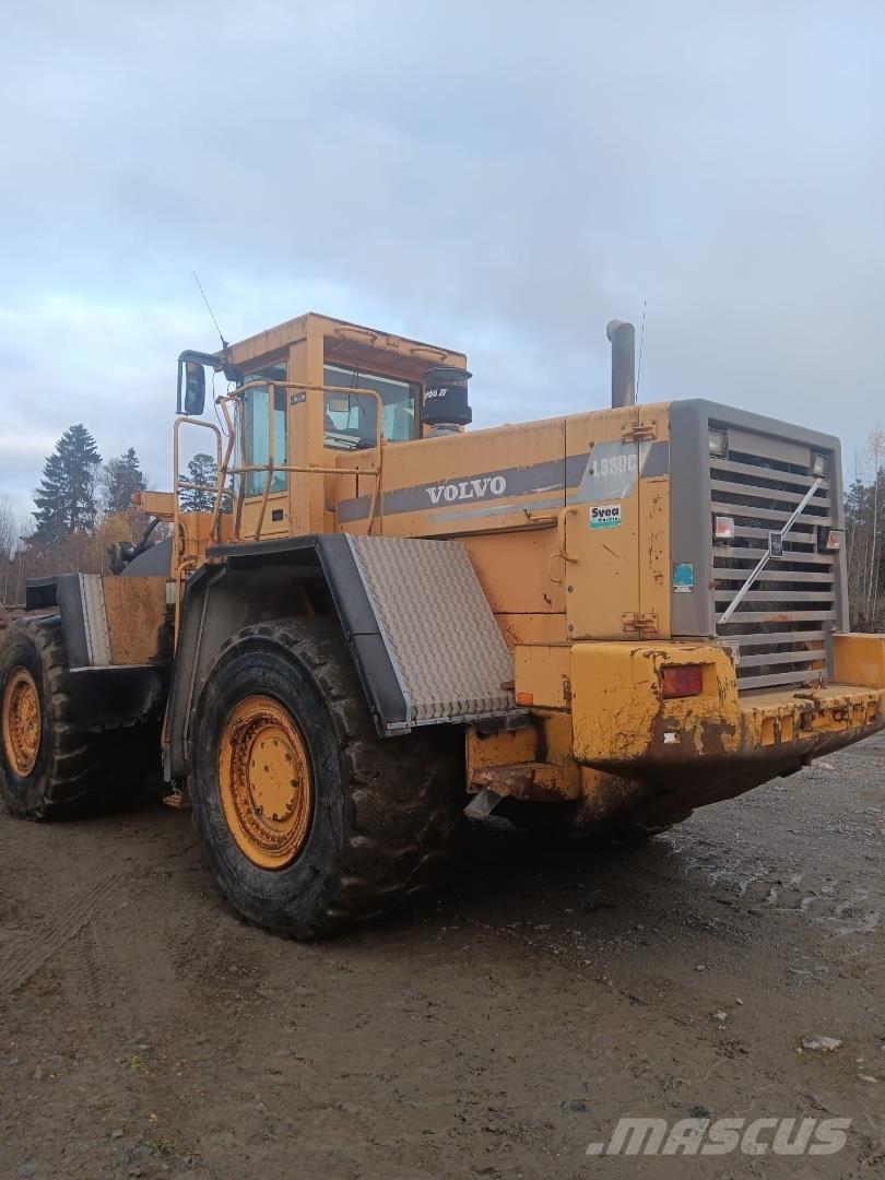 Volvo L330C Pyöräkuormaajat