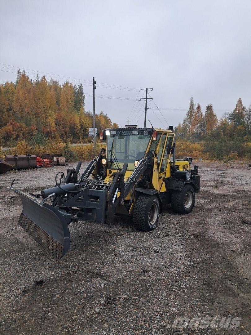 Wille 445 Pienkuormaajat