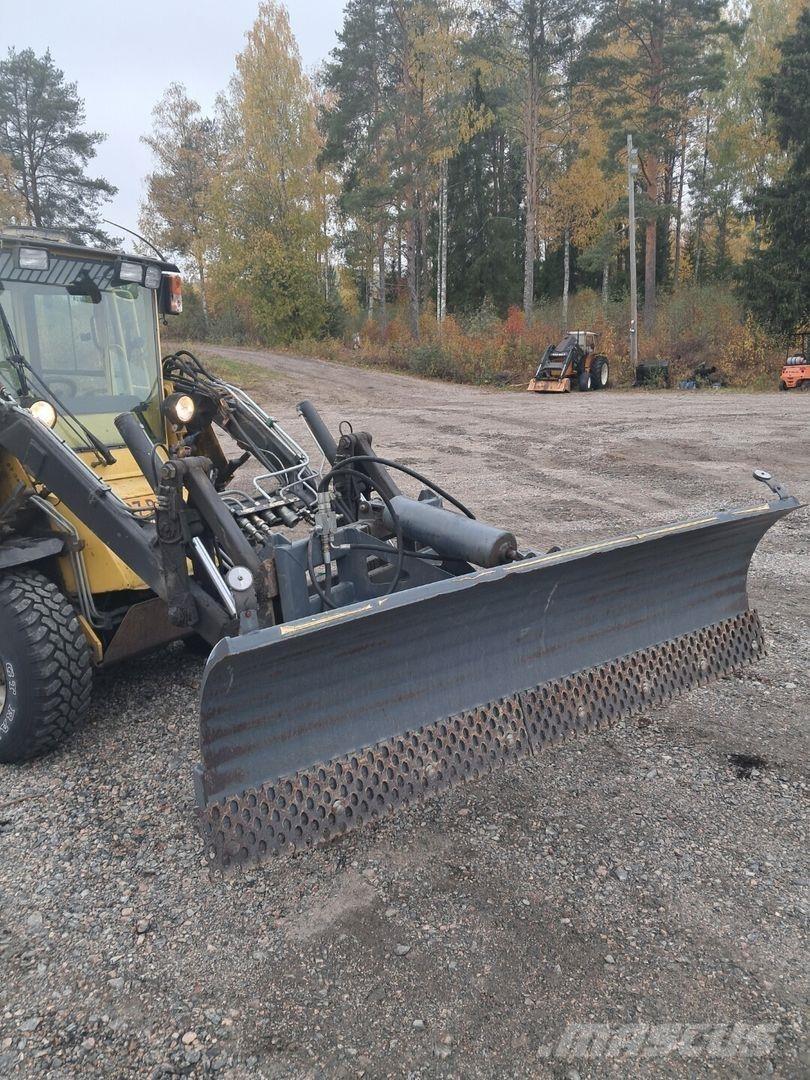 Wille 445 Pienkuormaajat