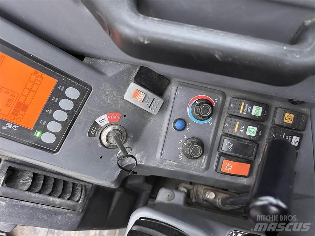 Yanmar SV100 Telakaivukoneet