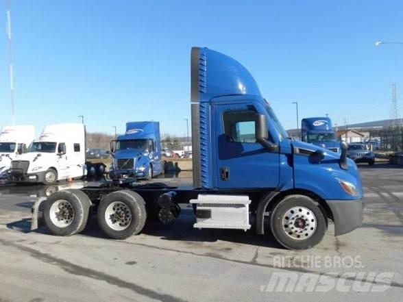 Freightliner CASCADIA 116 Vetopöytäautot