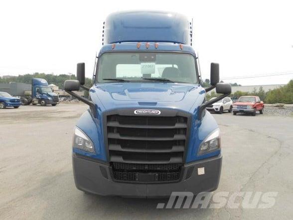 Freightliner CASCADIA 116 Vetopöytäautot