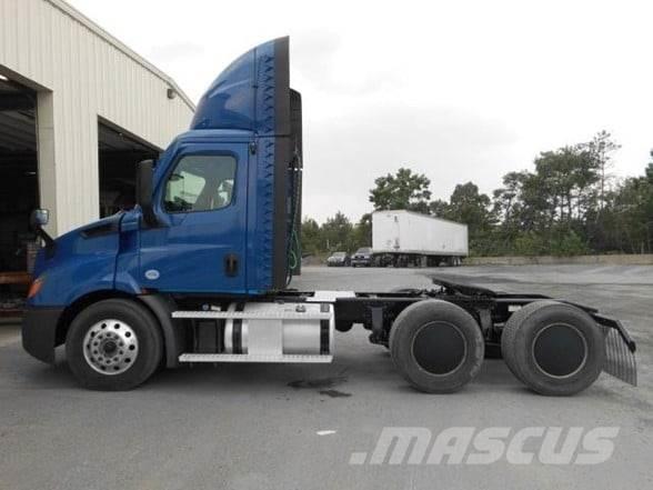 Freightliner CASCADIA 116 Vetopöytäautot