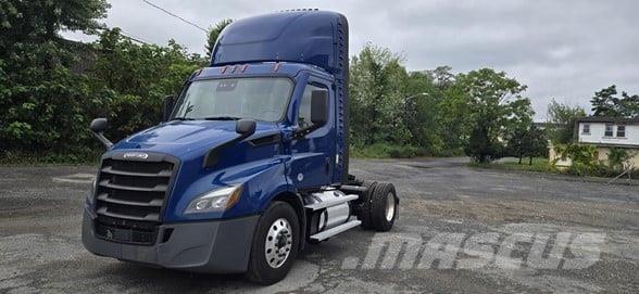 Freightliner CASCADIA 116 Vetopöytäautot