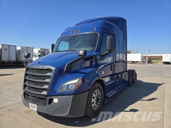 Freightliner CASCADIA 116 Vetopöytäautot
