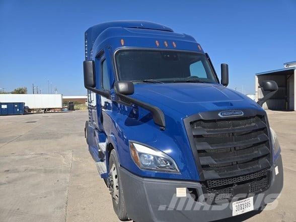 Freightliner CASCADIA 116 Vetopöytäautot