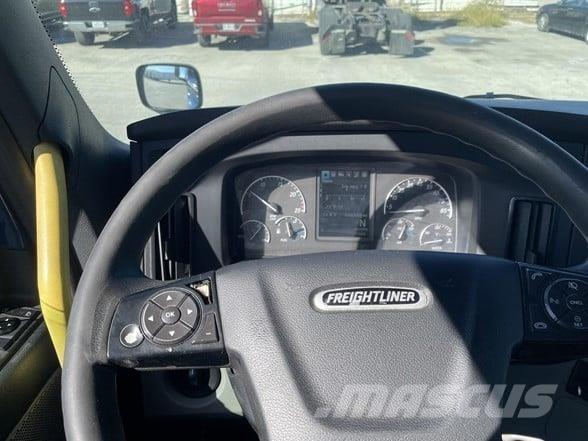 Freightliner CASCADIA 116 Vetopöytäautot