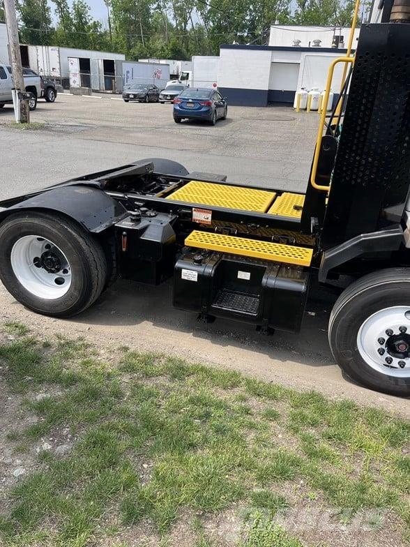 Kalmar OTTAWA T2 Terminaalitraktorit