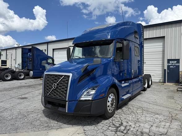 Volvo VNL64T860 Vetopöytäautot