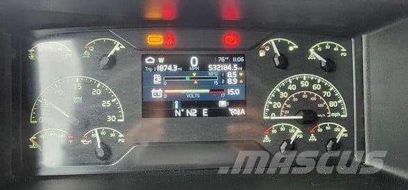 Volvo VNL64T860 Vetopöytäautot