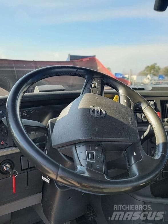 Volvo VNR64T300 Vetopöytäautot