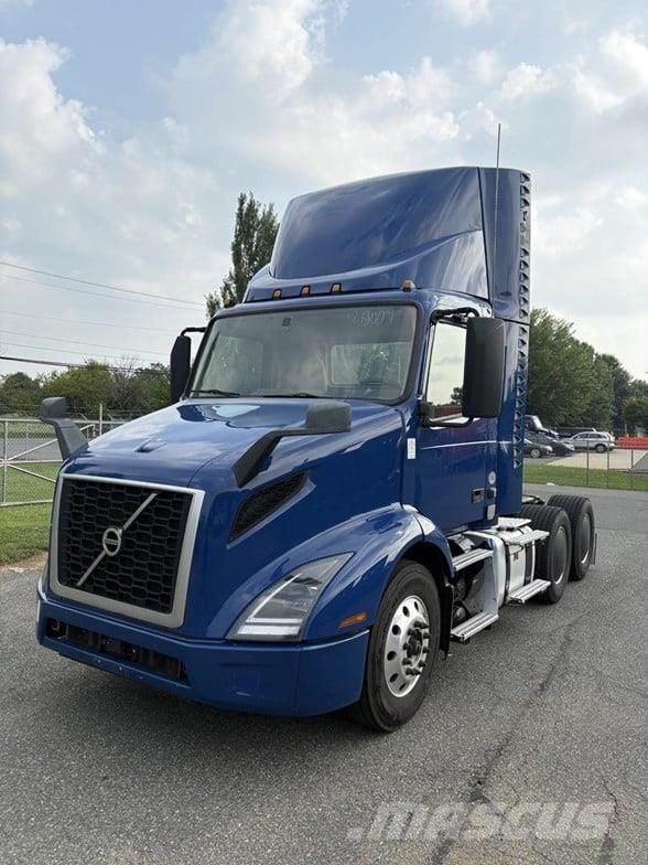 Volvo VNR64T300 Vetopöytäautot