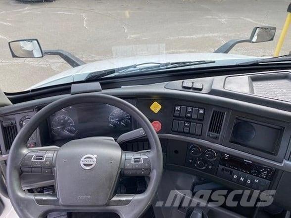 Volvo VNR64T300 Vetopöytäautot