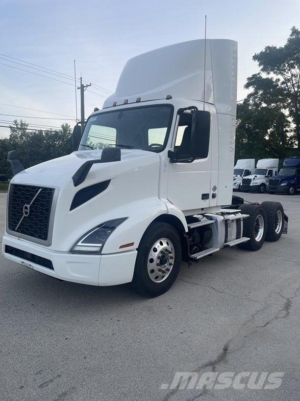 Volvo VNR64T300 Vetopöytäautot