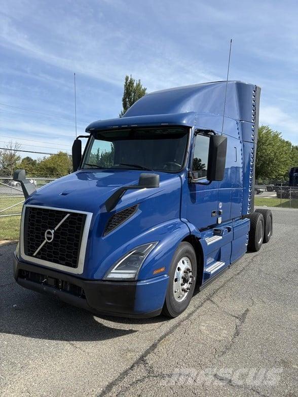 Volvo VNR64T640 Vetopöytäautot