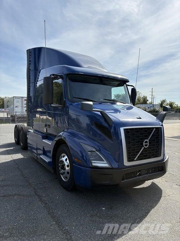 Volvo VNR64T640 Vetopöytäautot