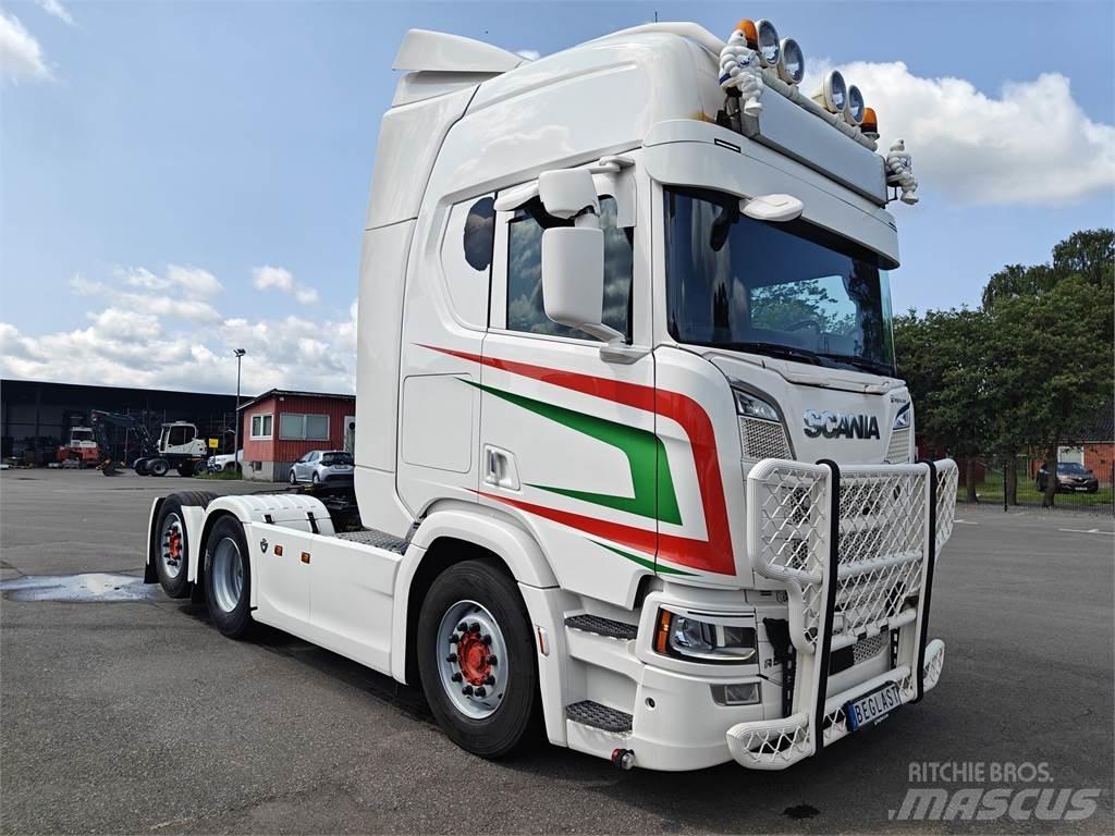 Scania R520 Vetopöytäautot