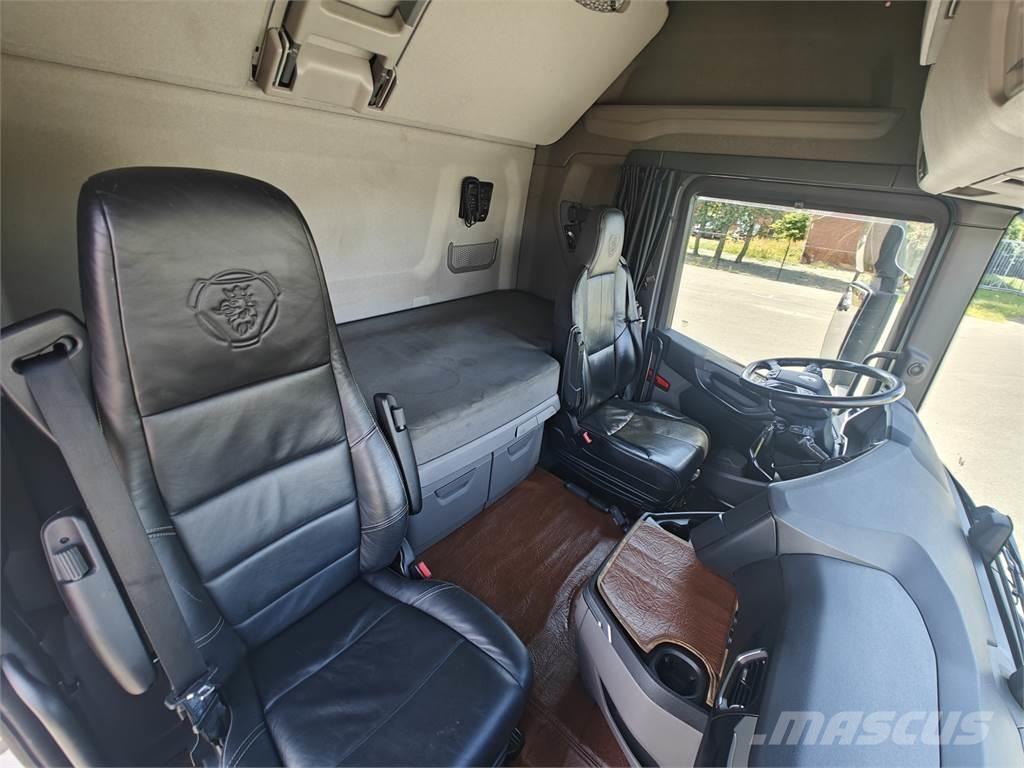 Scania R540 Vetopöytäautot