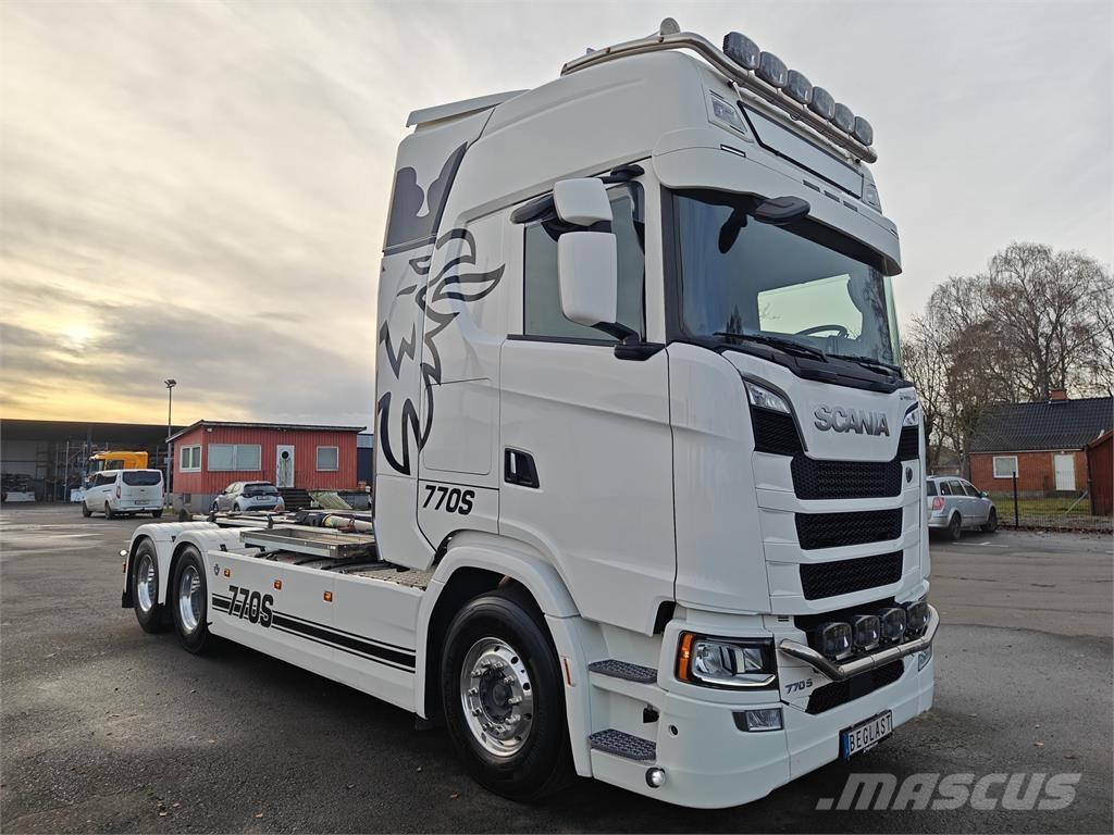 Scania S770 Koukkulava kuorma-autot